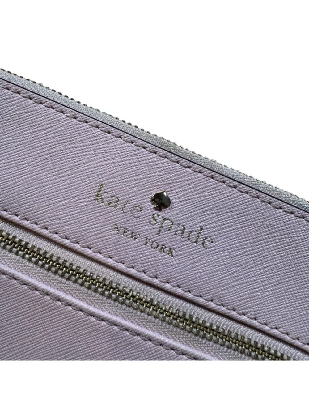 Kate Spade New York Mikas Pond Bee Leather Wristlet in Pale Pink in EUC!